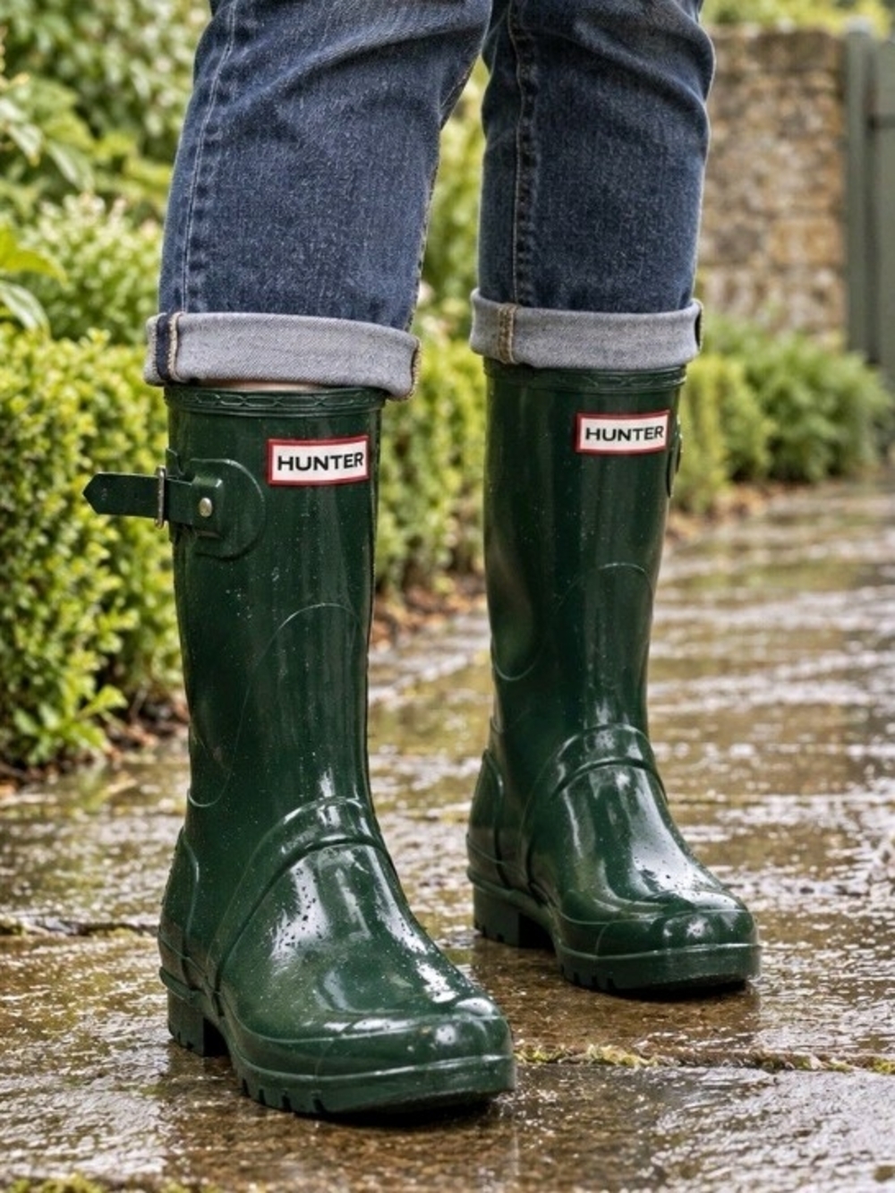 Hunter Rubber Shiny Mid-Calf Rain Boots In Forest Green - 9